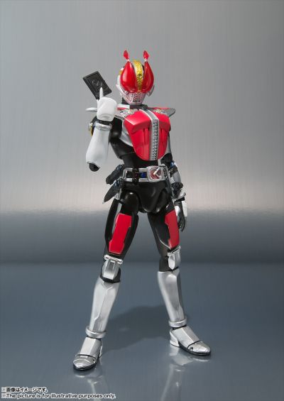 S.H.Figuarts 假面骑士：电王 假面骑士电王 圣剑形态 -20假面骑士踢/平成二十骑士纪念版-