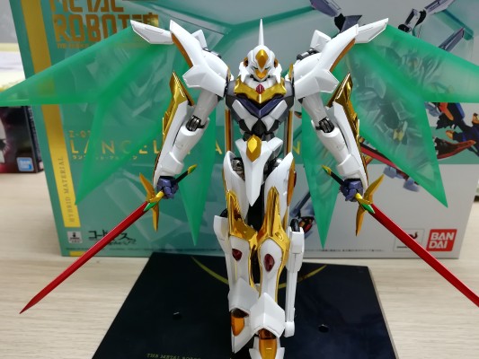 METAL ROBOT魂＜SIDE KMF＞ Code Geass 反叛的鲁路修R2 Z-01Z 兰斯洛特·阿尔比昂