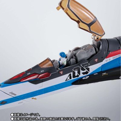 DX超合金 超时空要塞Δ VF-31J改 齐格菲（疾风·因梅尔曼机）