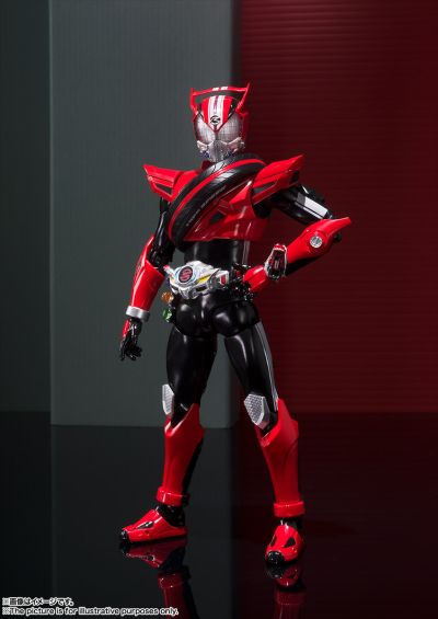 S.H.Figuarts 假面骑士驰骑 假面骑士驰骑 飙速型 -20假面骑士踢/平成二十骑士纪念版