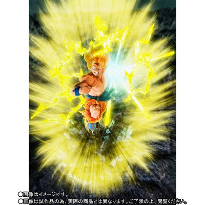 Figuarts ZERO 龙珠Z：燃烧吧！热战·烈战·超激战 超级赛亚人孙悟空 -热战-