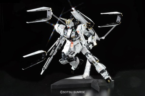 MG 1/100 RX-93  ν高达  Ka版 钛金质感
