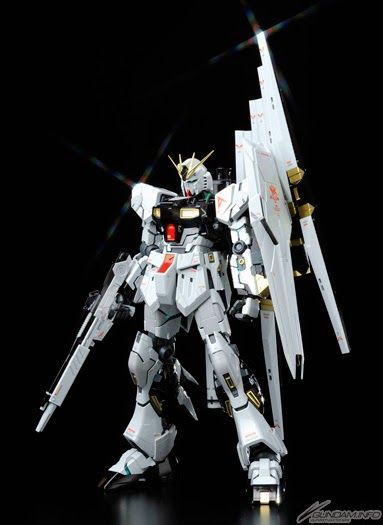 MG 机动战士高达 逆袭的夏亚 RX-93 ν高达 Ver.Ka Titanium Finish