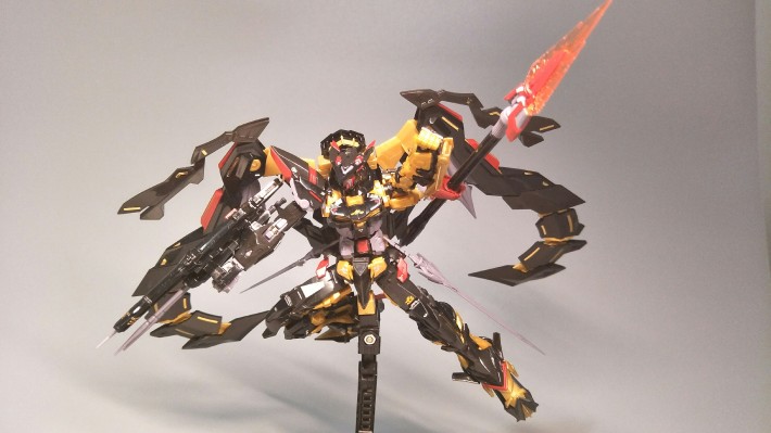 RG 1/144 异端高达金色机天米娜