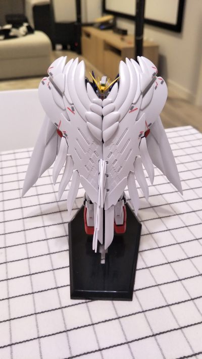 RG 1/144 XXXG-00W0 飞翼高达零式 EW
