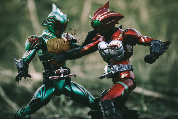 S.H.Figuarts  假面骑士亚马逊阿尔法