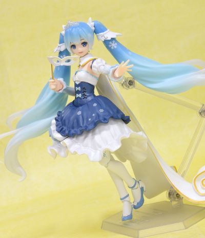 figma#EX-054 Vocaloid 初音未来&Rabbit Yukine 公主 雪未来 2019