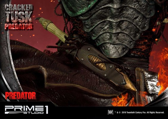 プレミアムMasterライン PMDHPR-1 Predator: Life and Death Cracked Tusk Predator 