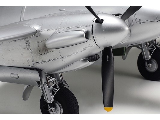 60326 1/32 英国 德·哈维兰-蚊式战斗轰炸机  FB Mk.VI