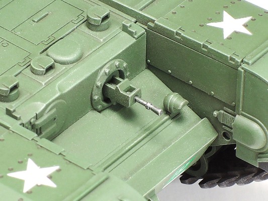 32594 1/48 英国 丘吉尔重型坦克Mk.VII 鳄鱼