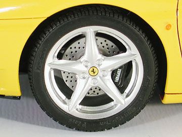 24299/24242 1/24 法拉利 360 MODENA 黄色版
