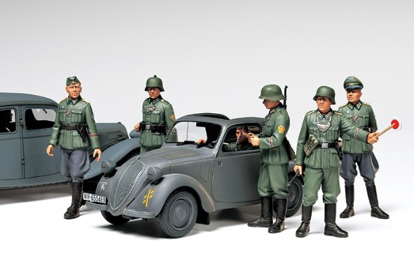 35321 1/35 德军 员工车 Simca5