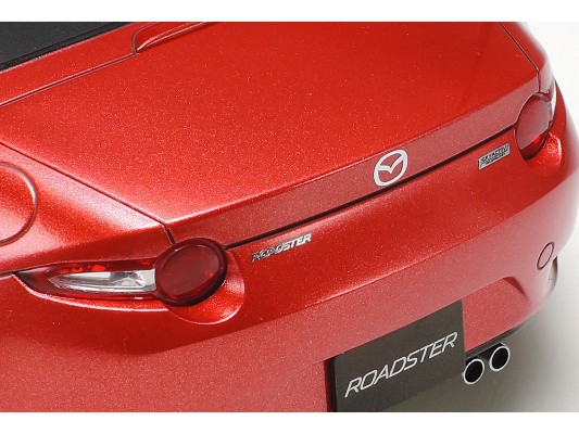 24342 马自达 MX-5