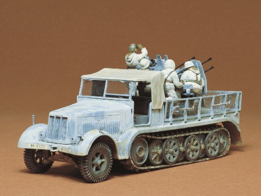 35050 1/35 德国 SD.KFZ. 7/1 8吨 半履带卡车 加装4联装高射炮