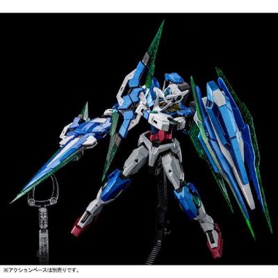 ＭＧ 1/100 机动战士高达00V战记 	GNT-0000/FS 量子型00全刃式［特别涂装版］