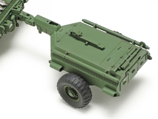 32594 1/48 英国 丘吉尔重型坦克Mk.VII 鳄鱼