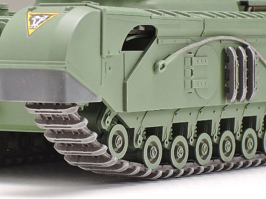 32594 1/48 英国 丘吉尔重型坦克Mk.VII 鳄鱼