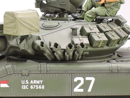 35365 1/35 美国空降坦克 M551 谢里登 (越南战争)