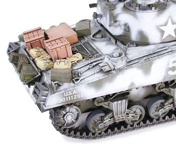 35251 1/35 美国 谢尔曼 105mm榴弹炮版（冲锋支援）