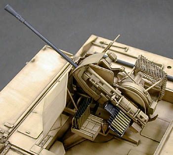 35237 1/35 德国 IV号 MOBELWAGEN 自行防空炮（3.7cm Flak43）