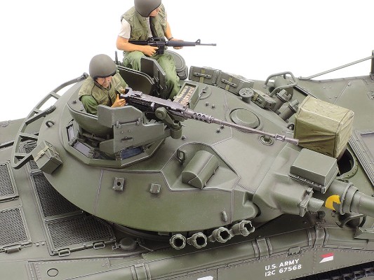 35365 1/35 美国空降坦克 M551 谢里登 (越南战争)