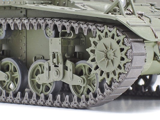 35360 1/35 美国轻型坦克 M3斯图亚特 后期型