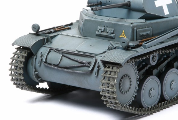 35299 1/35 德国 II号坦克C型 波兰前线