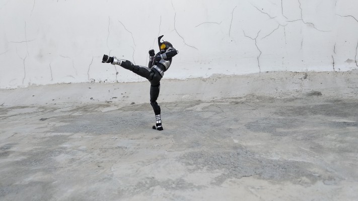 S.H.Figuarts（真骨雕制法）   假面骑士黑暗甲斗王