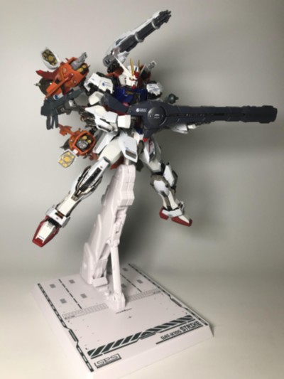 METAL BUILD 机动战士高达SEED GAT-X105+AQM/E-X01 翔翼型强袭高达