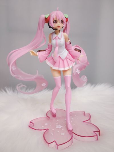 VOCALOID 初音未来 樱未来 新插画版