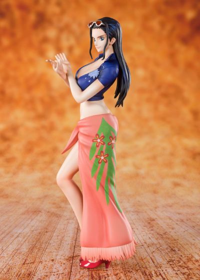 FiguartsZERO 恶魔之子妮可・罗宾 『海贼王』