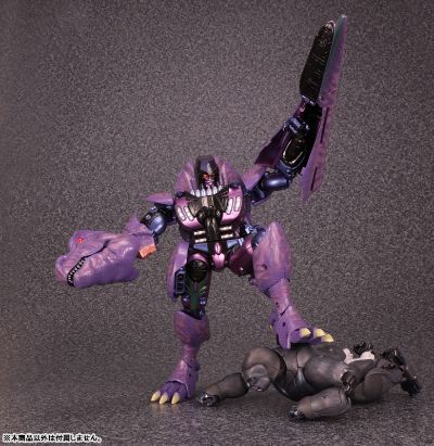 变形金刚MP系列 MP-43 无敌龙(Beast Wars)