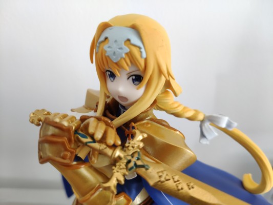 刀剑神域 Alicization 	爱丽丝·滋贝鲁库