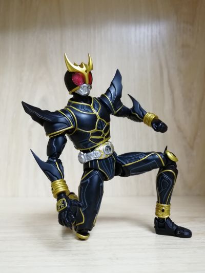 S.H.フィギュアーツ 假面骑士クウガ アルティメットフォーム