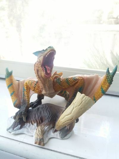 怪兽模型雕像 怪物猎人 轰龙