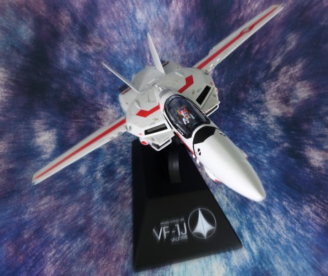 DX超合金 超时空要塞 VF-1J 女武神（一条辉机）