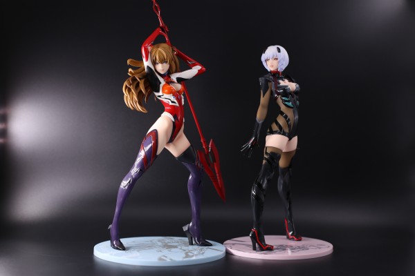 EVA新剧场版：Q 绫波丽 EVANGELION STORE 限定版