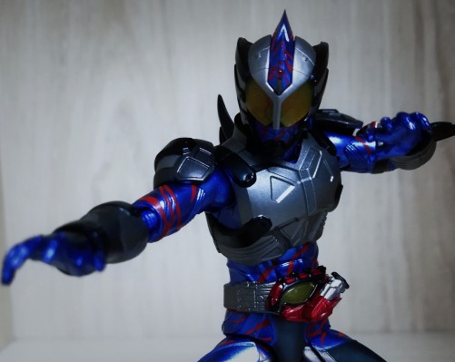 S.H.Figuarts   假面骑士亚马逊尼奥