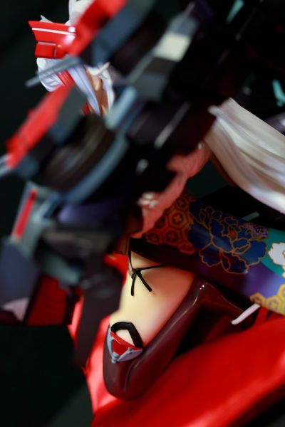 碧蓝航线 欧根亲王 	百花缭乱ver