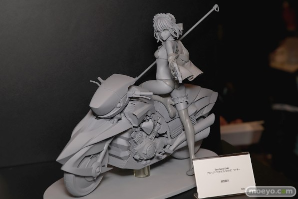 Fate / Grand Order Saber[Alter] &＆Cuirassier Noir 泳装