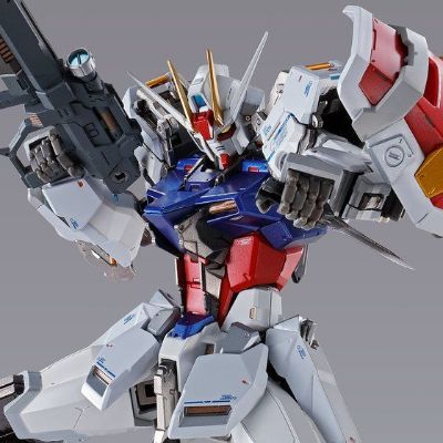 METAL BUILD 机动战士高达SEED GAT-X105 强袭高达