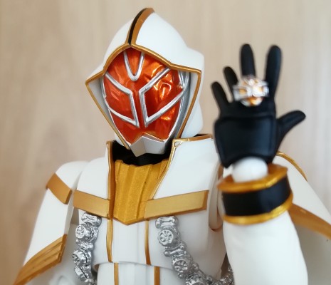 S.H.フィギュアーツ 白色魔法使 （魂ウェブ限定）