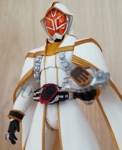 S.H.フィギュアーツ 白色魔法使 （魂ウェブ限定）