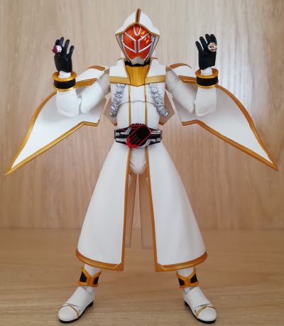 S.H.フィギュアーツ 白色魔法使 （魂ウェブ限定）
