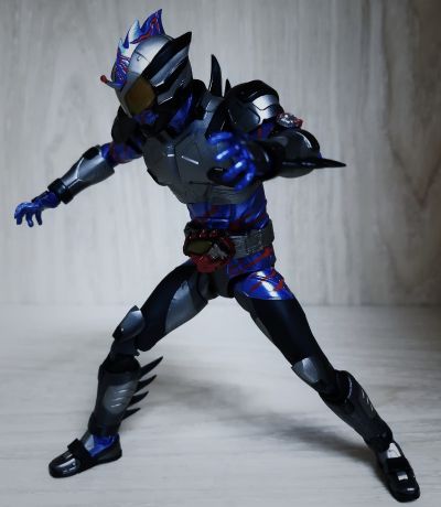 S.H.Figuarts   假面骑士亚马逊尼奥