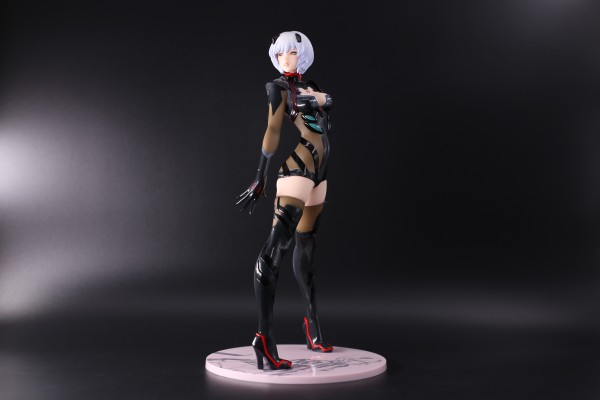 EVA新剧场版：Q 绫波丽 EVANGELION STORE 限定版