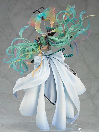 初音未来 纪念服饰（10周年绘图比赛大赏）