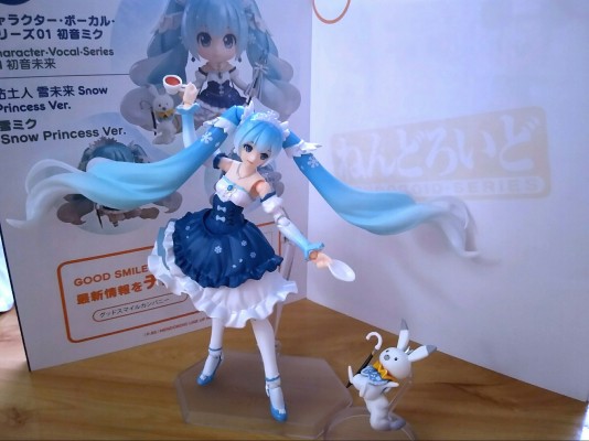 figma#EX-054 Vocaloid 初音未来&Rabbit Yukine 公主 雪未来 2019