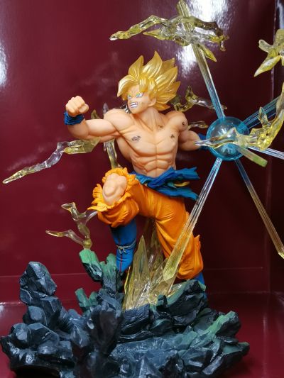 Figuarts ZERO 龙珠Z：燃烧吧！热战·烈战·超激战 超级赛亚人孙悟空 -热战-