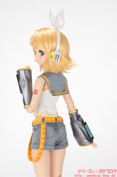 Dollfie Dream Sister DDS VOCALOID 镜音铃